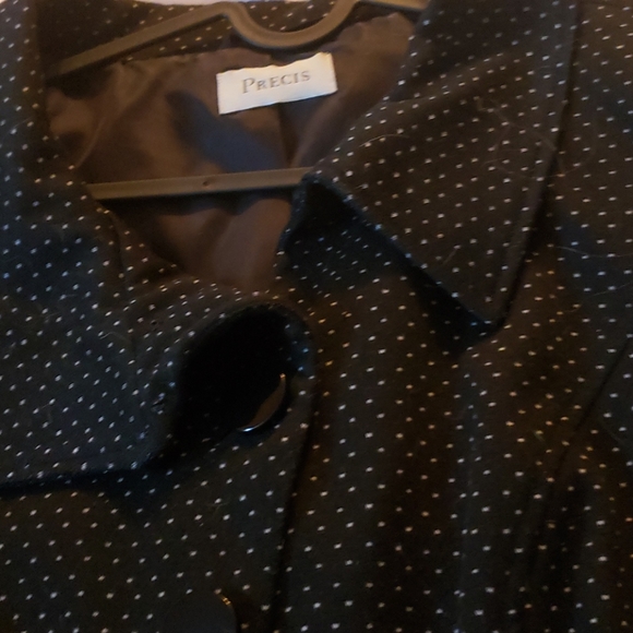 Blazer - Picture 11 of 16